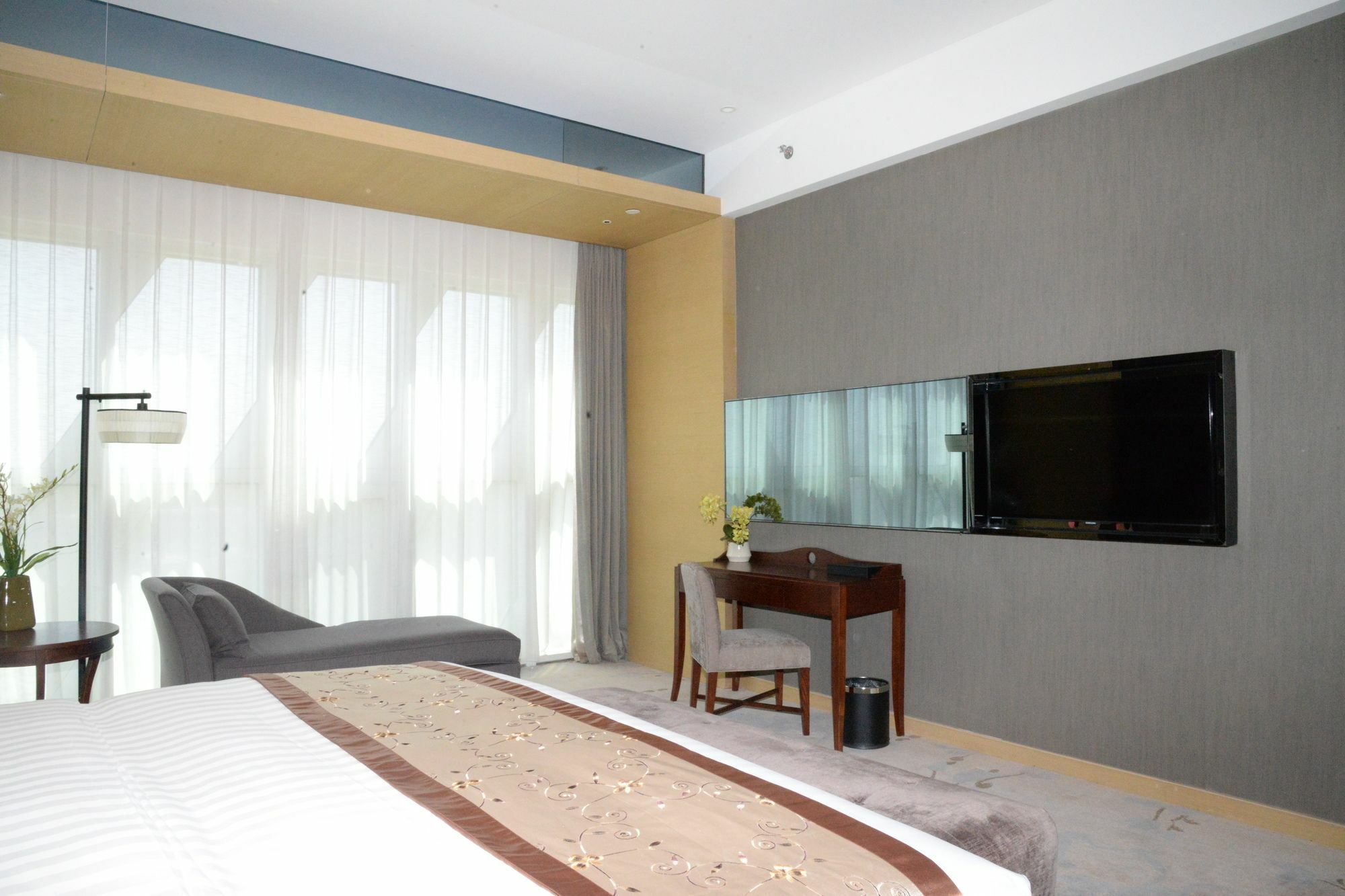 Beijing Riverside Hotel Bagian luar foto